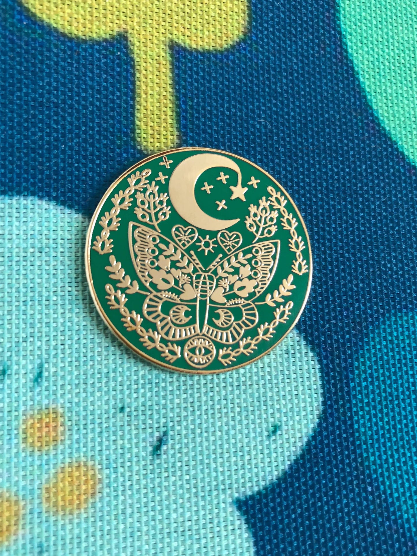 Lunar Moth Needle Minder