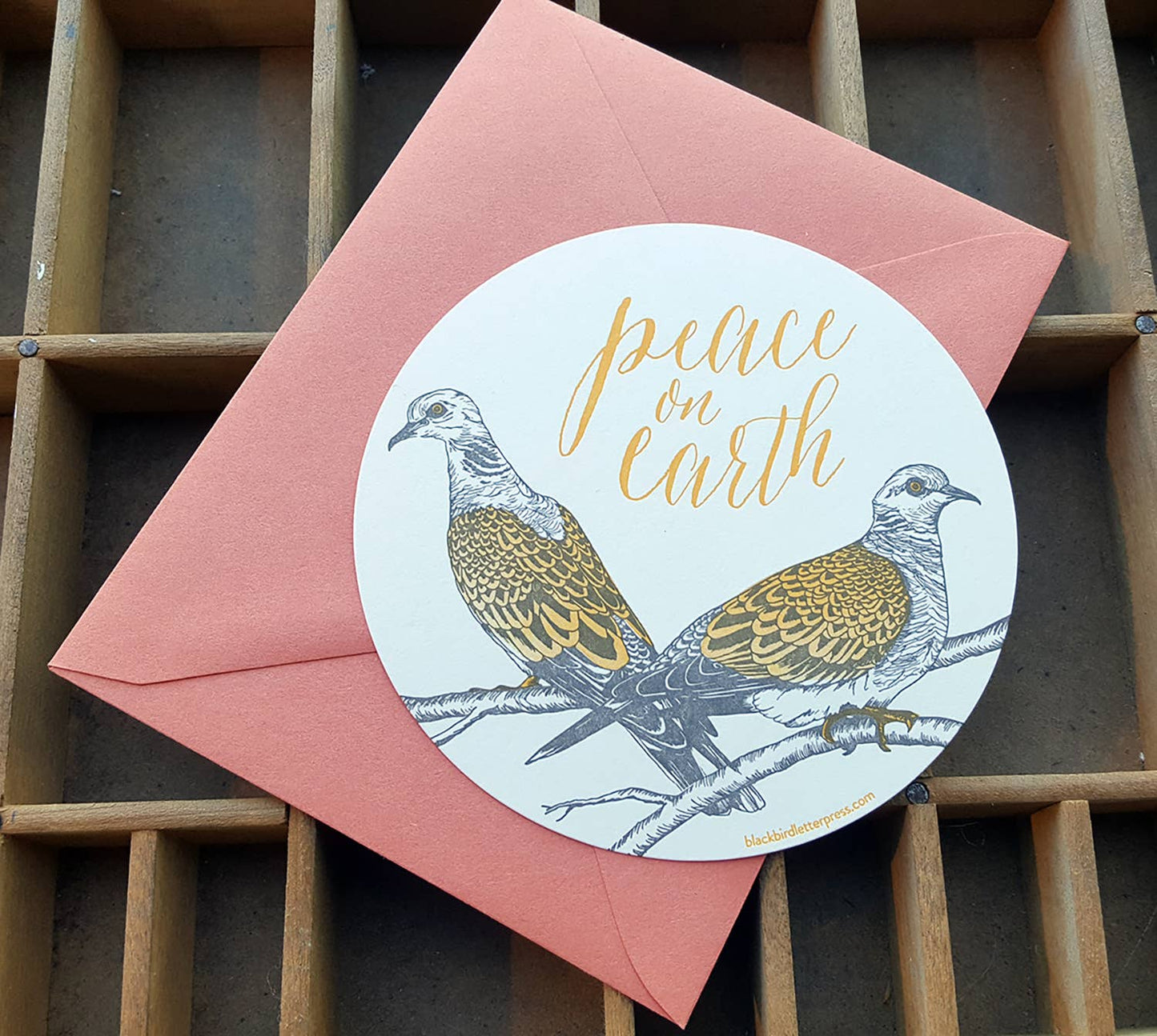 Peace on Earth Circle Card